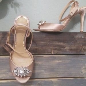 Jewel by Badgley Mischka Hayden Heels